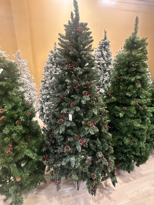 Árvore de Natal com Berry e Pinha 1240 tips Base Metal - 2,1M